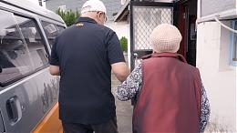 以愛相佐 作伙呷飯｜伊甸基金會