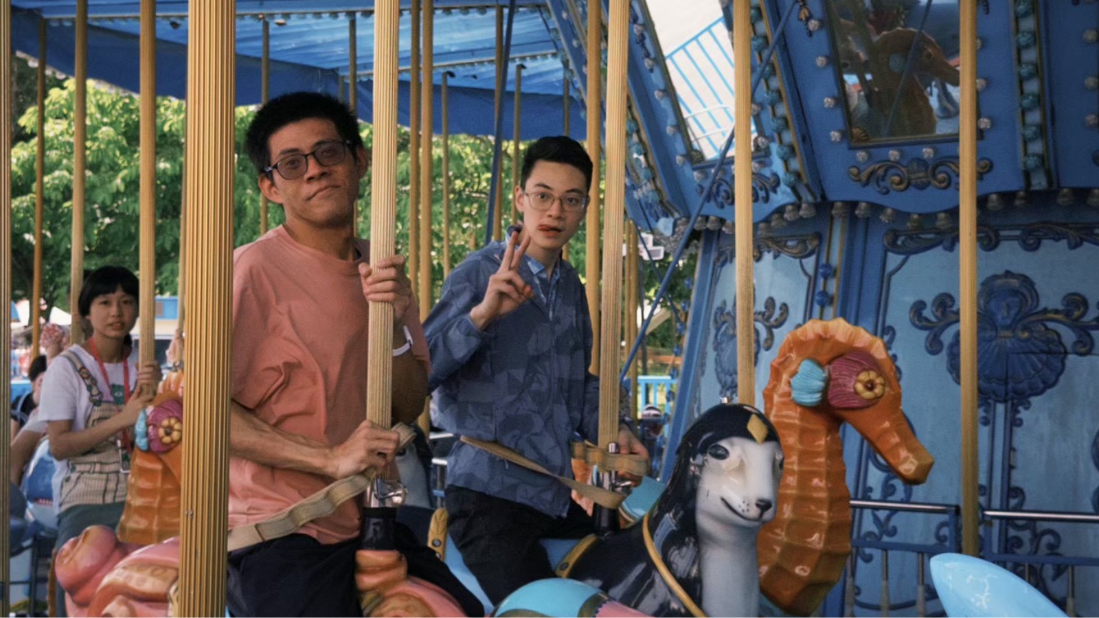 自從來到家園後，永和感受到家的溫暖，將家園住民當作家人一般照顧與關懷，他們也時常一起出去玩，創造美好回憶。
