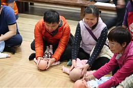 伊甸送子鳥學堂 視障父母「玩」出優質親子時間