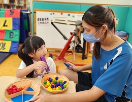 旗美高中幼保參訪早療 發現慢飛天使的花園