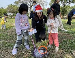 夢幻泡泡秀 企業志工與慢飛天使同樂