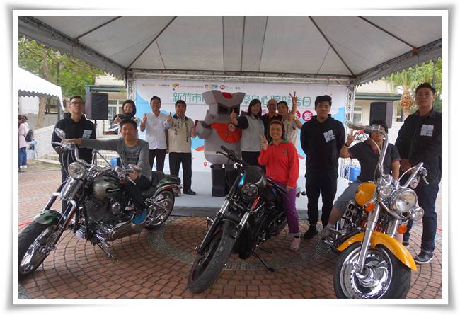 為支持伊甸國際身障者日活動，雷風車隊也出席號召民眾參與，並將於25日展出20台哈雷機車環市遊行