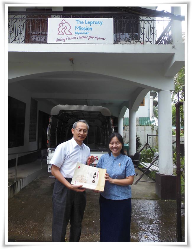 在外交部補助下，與緬甸身障組織TLMM合作義肢捐贈計畫