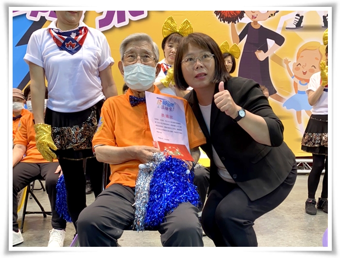 北大公共托老中心的思路爺爺以91歲高齡出場參賽，獲得肯定!