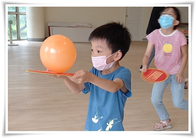 利用氣球增進孩子遊戲的樂趣