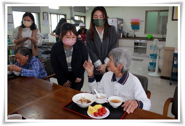 食在好美味，日照中心搖身變歡樂廚房