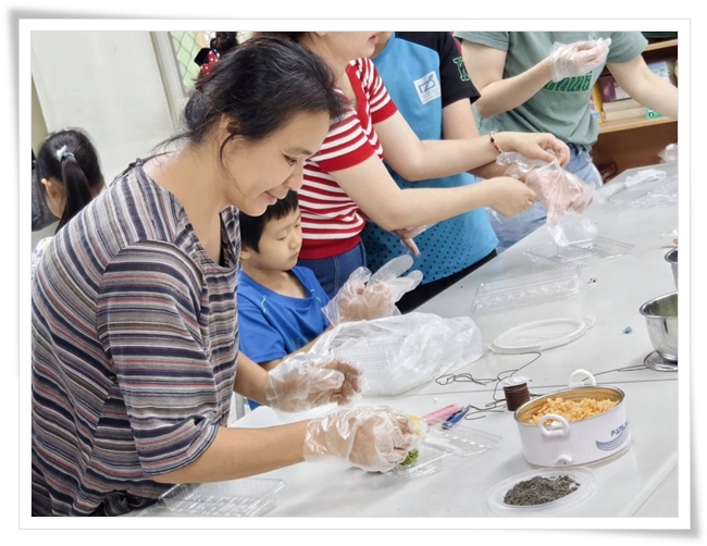 學習西拉雅部落族的五彩米食創意料理