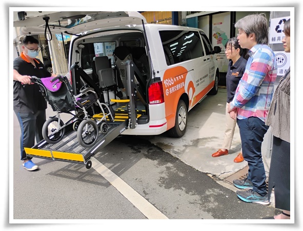 伊甸示範交通車使用