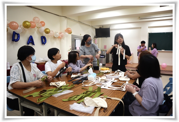 小作所不定時舉辦家長支持團體活動，希望能為他們創造喘息時間、也讓他們能成為彼此的支持