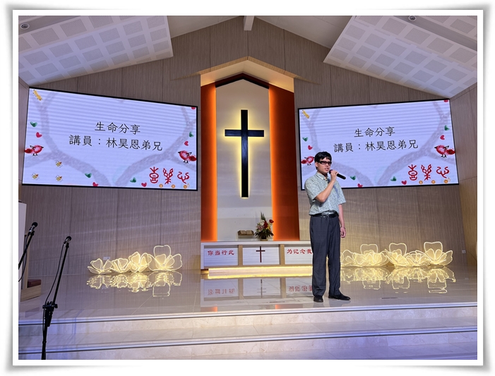 在馬來西亞巡迴表演中，昊恩分享自身的故事，期盼能夠鼓勵更多視障朋友走出來。