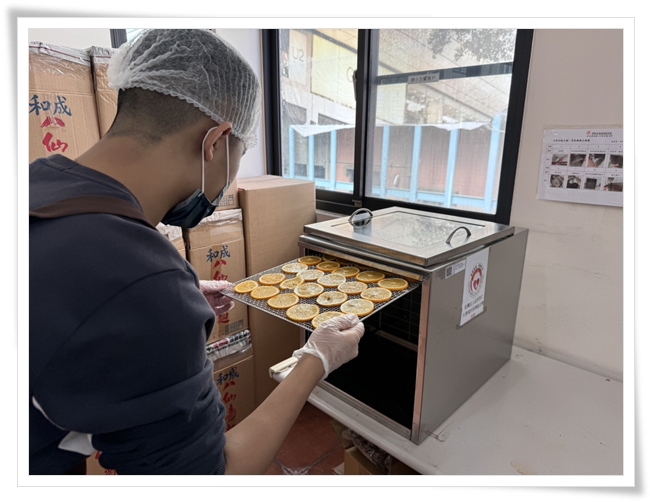 感謝財團法人感恩聖仁社會福利慈善基金會，提供果乾機設備
