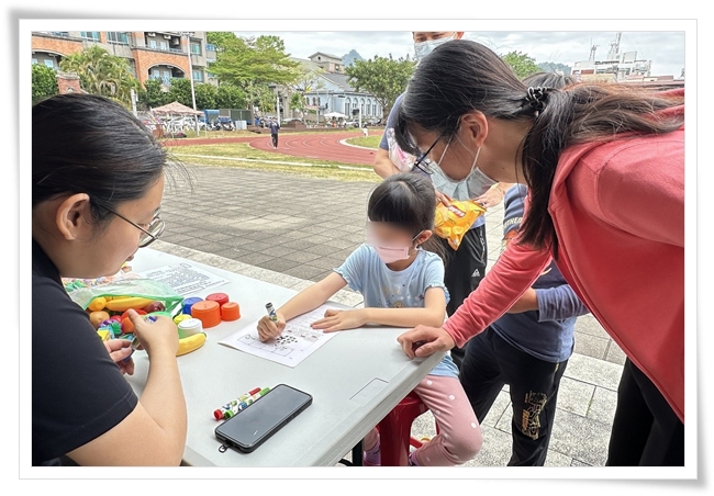 兒童發展篩檢同步在旗山區武德殿展開
