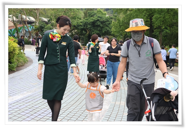長榮航空伴飛公益日，陪伴慢飛家庭度過快樂的周末時光