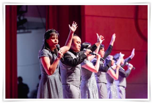 視障者的歌聲，感動現場觀眾，讓人意猶未盡