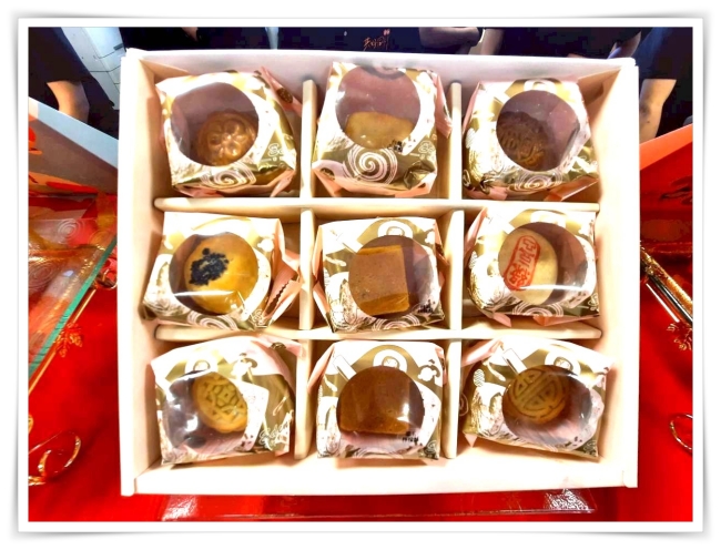 七款中秋禮盒，價格從330元至720元不等