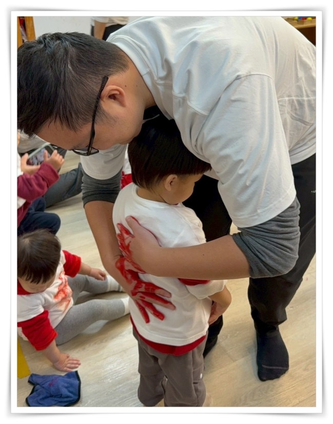 親子「心心相印」蓋手印活動