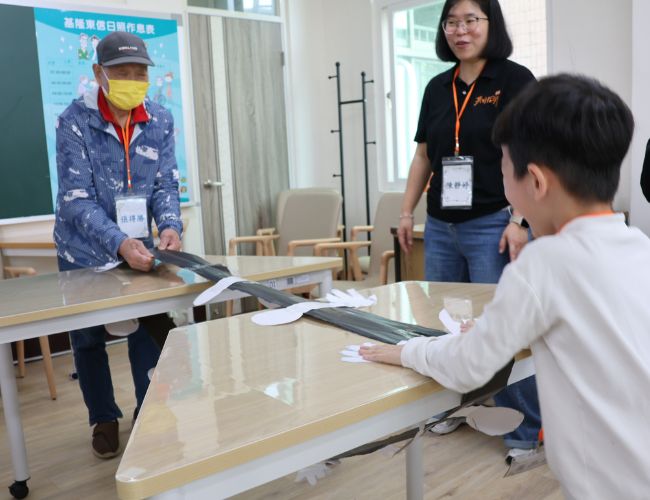 基隆東信日照日前開幕，陪伴更多在地長輩安老