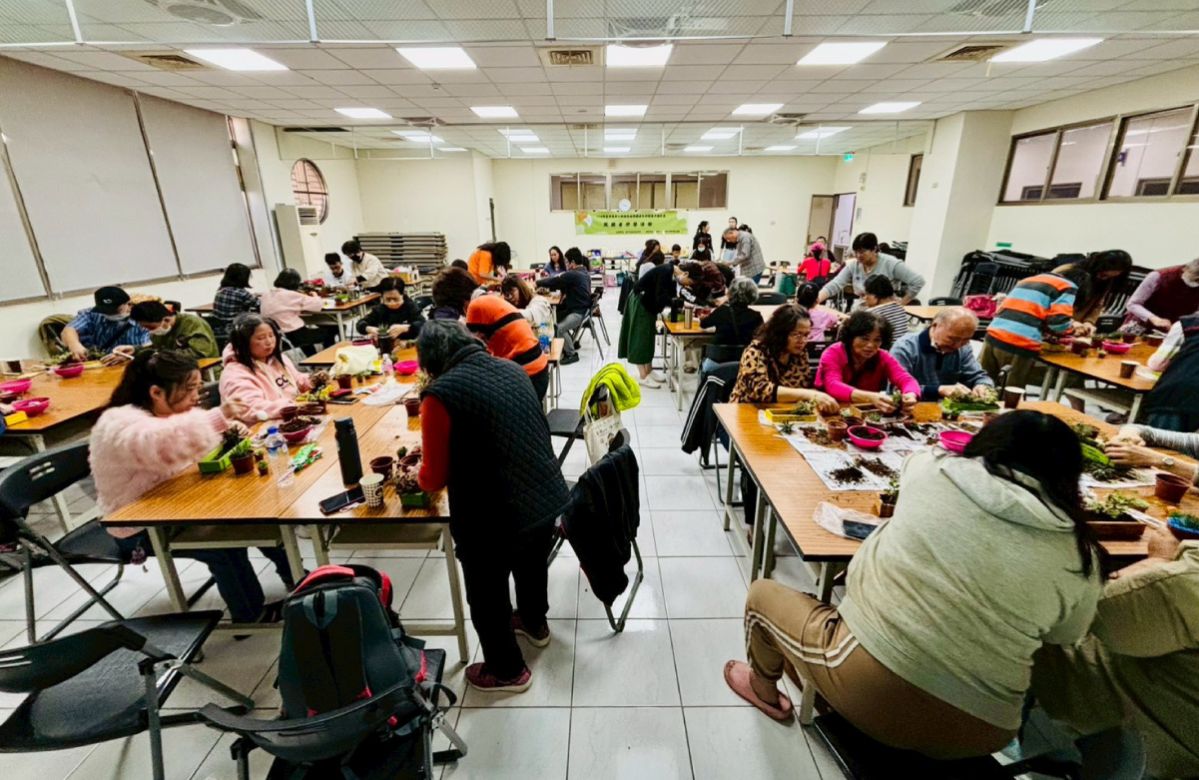 伊甸陪伴照顧者 體驗園藝療癒時光