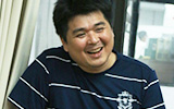 創作伊寶的溫馨合作體驗劈頭就說:「我很不喜歡接受媒體採訪!」伊寶設計師葉芳誌有著「藝術94狂」的不羈特質,但說起自己的創作理念時,卻又是字字斟酌、無比認真的神情。