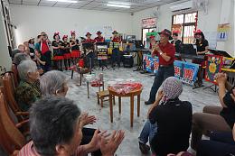 伊甸馨梅園日照「笑臉」歡慶母親節