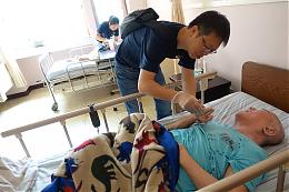 保德信投信用心當朋友 給伊甸身障住民溫暖關懷