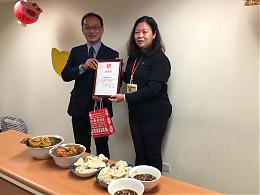 寒冬送暖 寶鼎贈年菜伴視障朋友暖心過好年