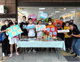 新北市新莊幸福日照手作限時開賣 服務使用者變身最萌叫賣哥