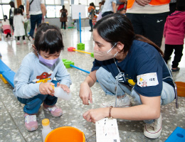 伊甸三義辦篩檢宣導活動 呼籲家長重視兒童發展