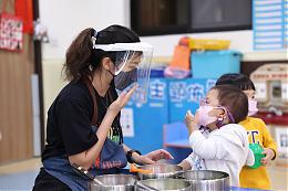 momo愛心百元捐伊甸 攜手林可彤行動支持早療服務