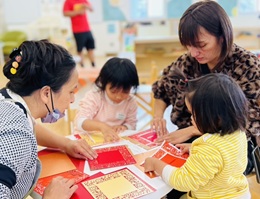 伊甸六龜據點玩轉紙藝 共築暖心馬年