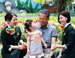 長榮航空「讓我伴你飛-伴飛公益日」 伊甸慢飛家庭遊動物園