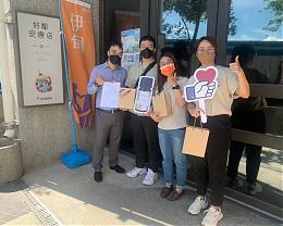 愛裡時氣味藝術 為伊甸好鄰安康店送暖