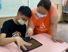 沙崙日照中心多元學習提升社交能力 助腦麻青年活出自我